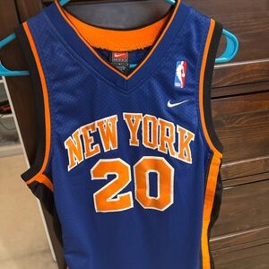 Vintage New York Knicks Allan Houston Jersey.